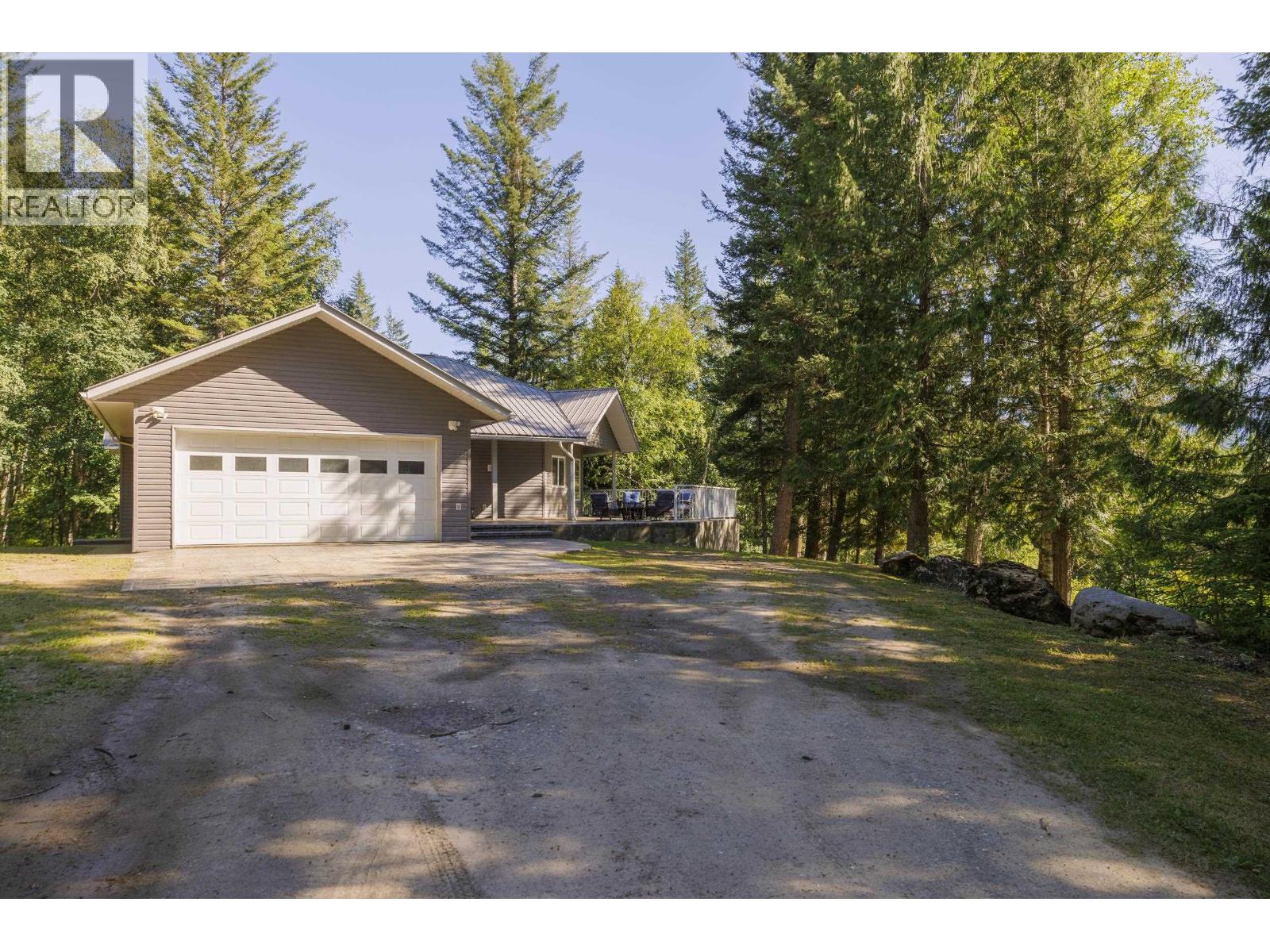 4040 MOUNTAIN VIEW ROAD - 1