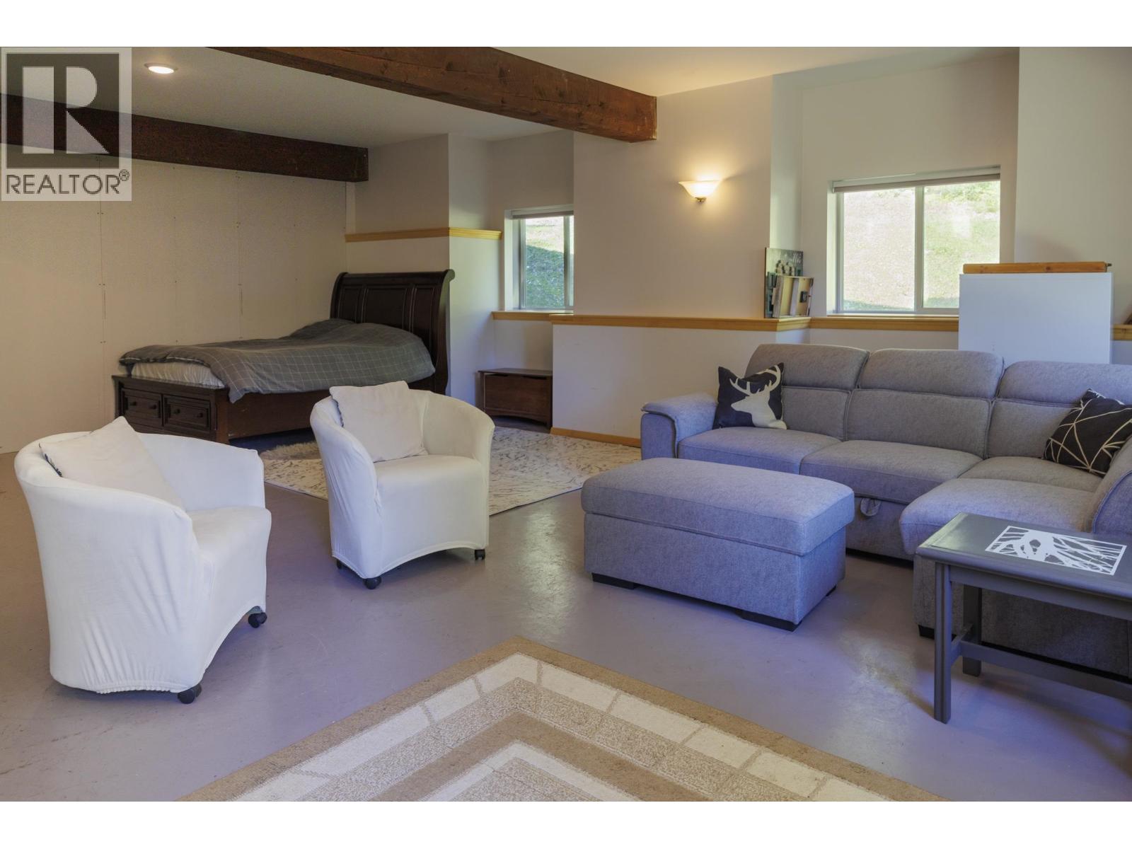 4040 MOUNTAIN VIEW ROAD - 26