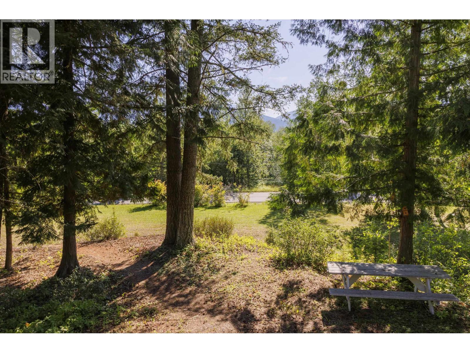 4040 MOUNTAIN VIEW ROAD - 38