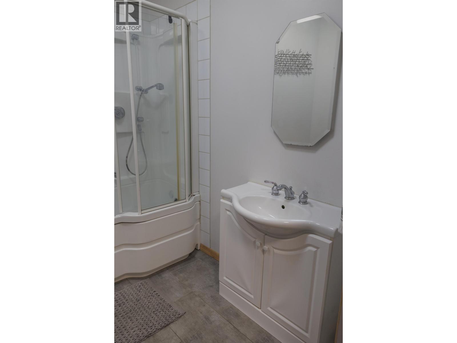 4040 MOUNTAIN VIEW ROAD - 19