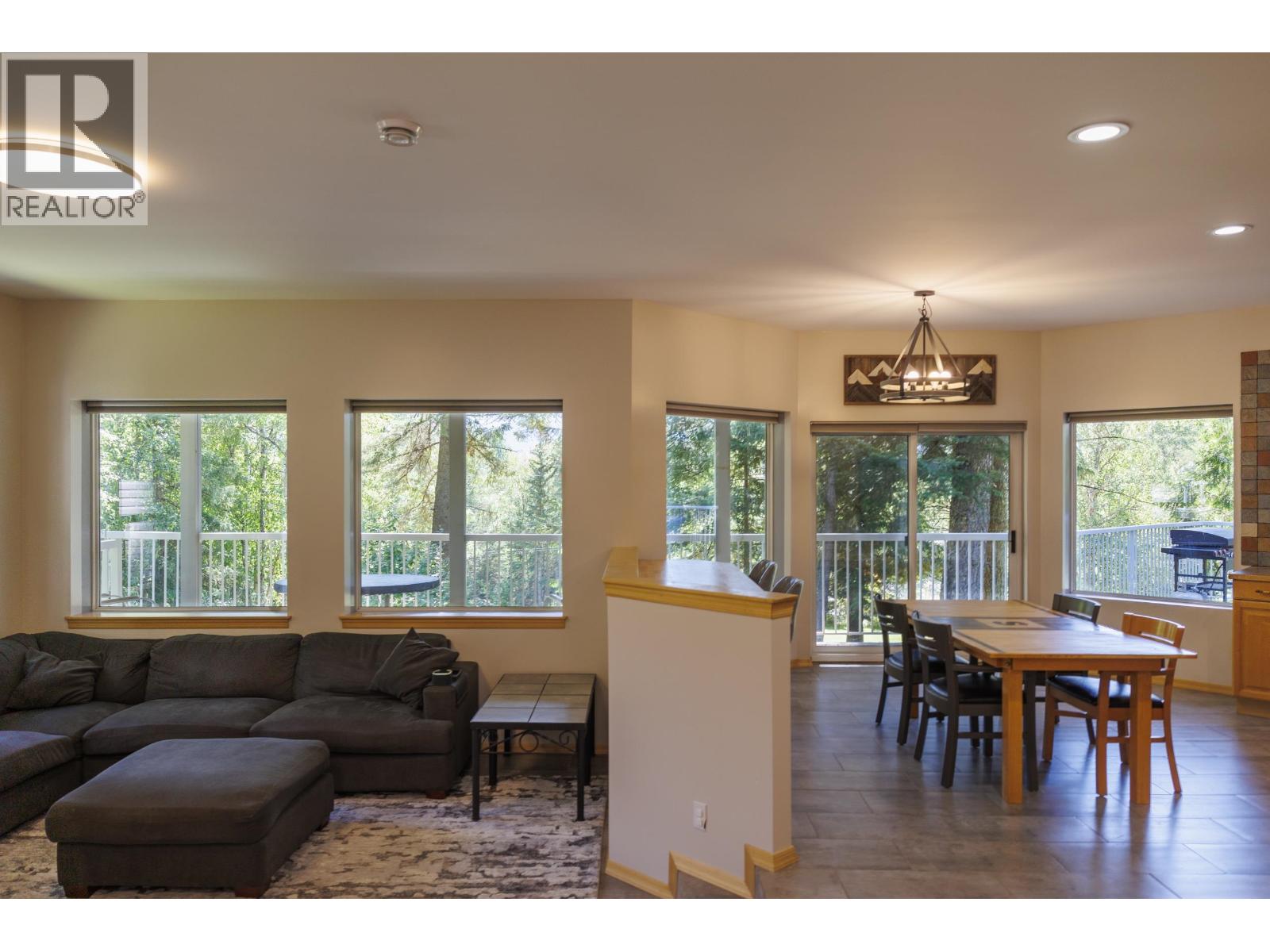 4040 MOUNTAIN VIEW ROAD - 18