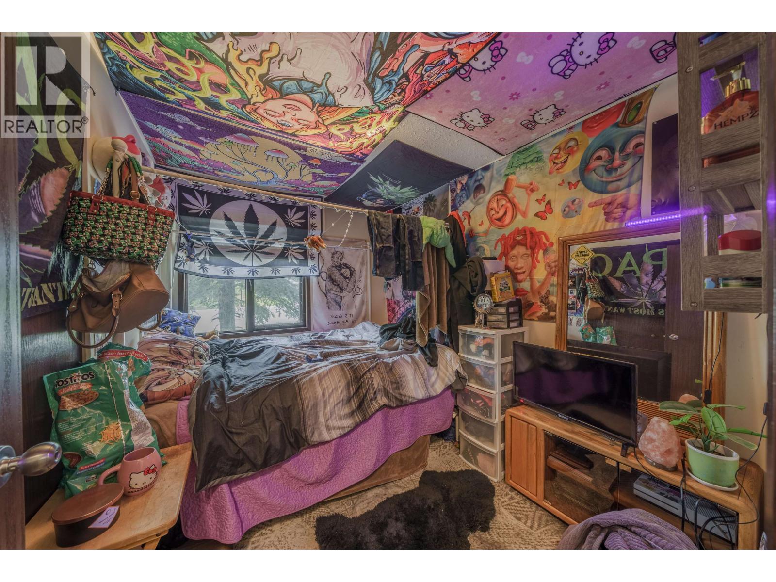 720 CARIBOO TRAIL - 17