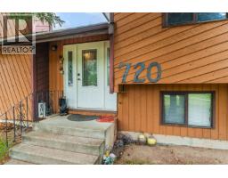720 Cariboo Trail, 100 Mile House, BC V0K2E0 Photo 16