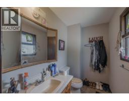 720 Cariboo Trail, 100 Mile House, BC V0K2E0 Photo 15