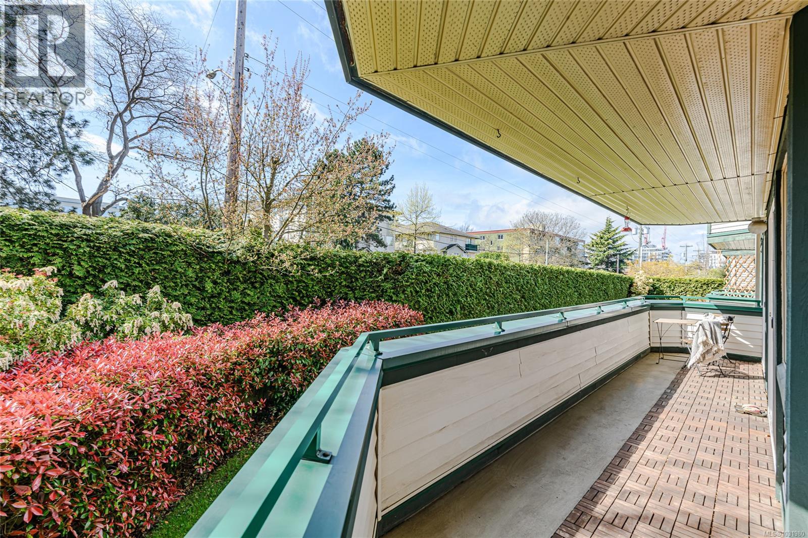 206 1270 Johnson Street, Victoria