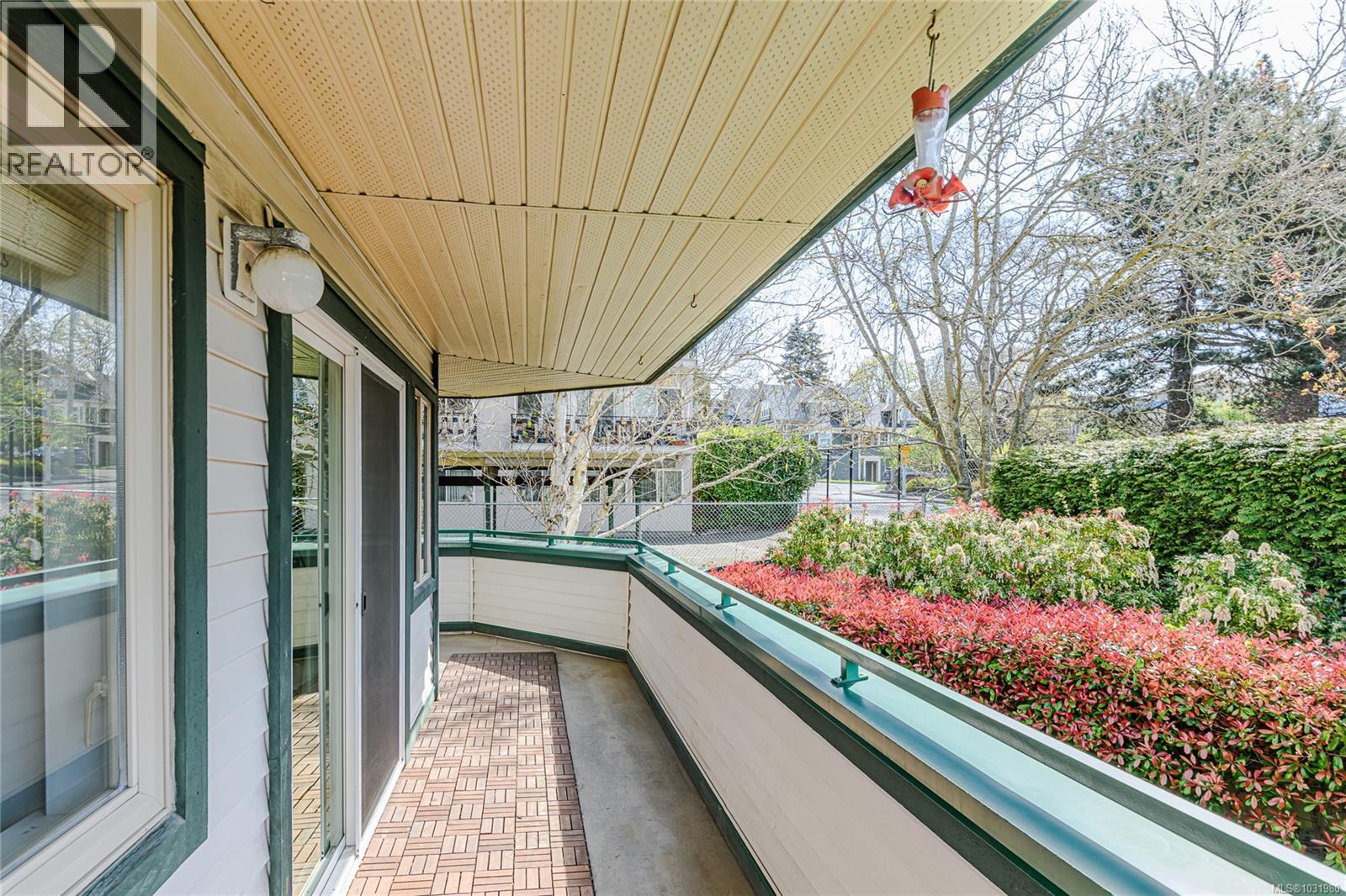 206 1270 Johnson Street, Victoria