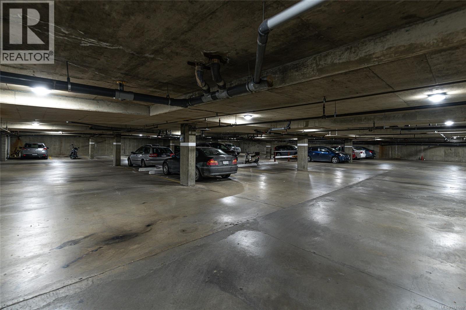 206 1270 Johnson Street, Victoria