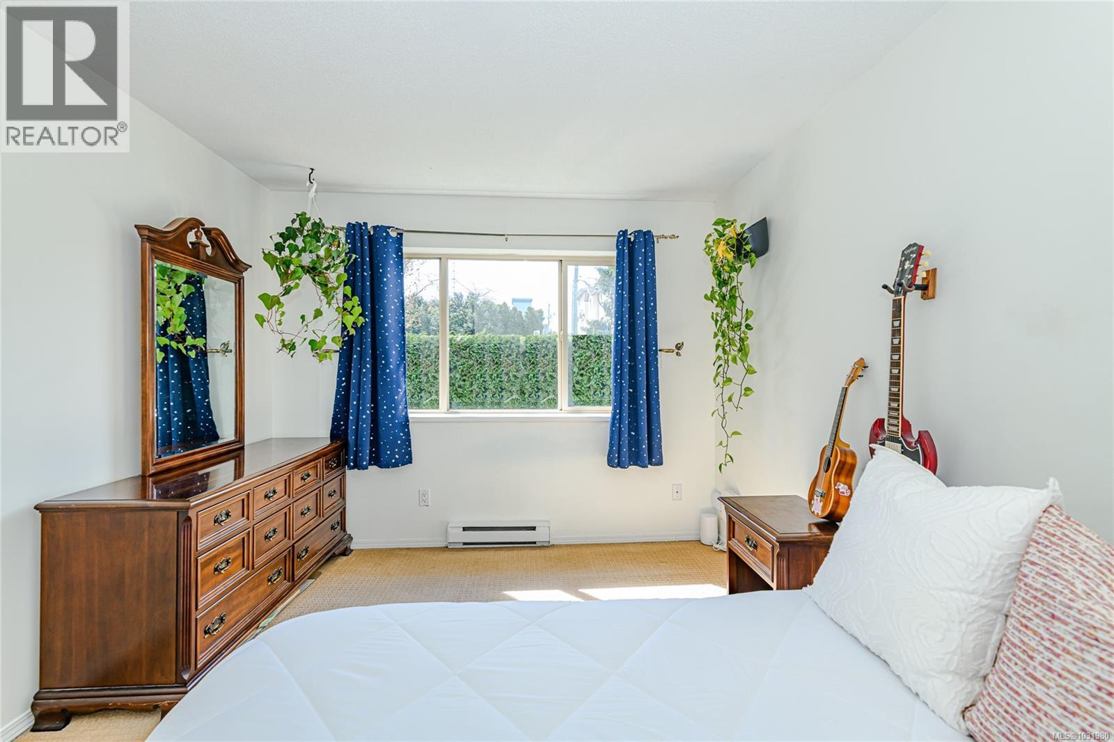 206 1270 Johnson Street, Victoria