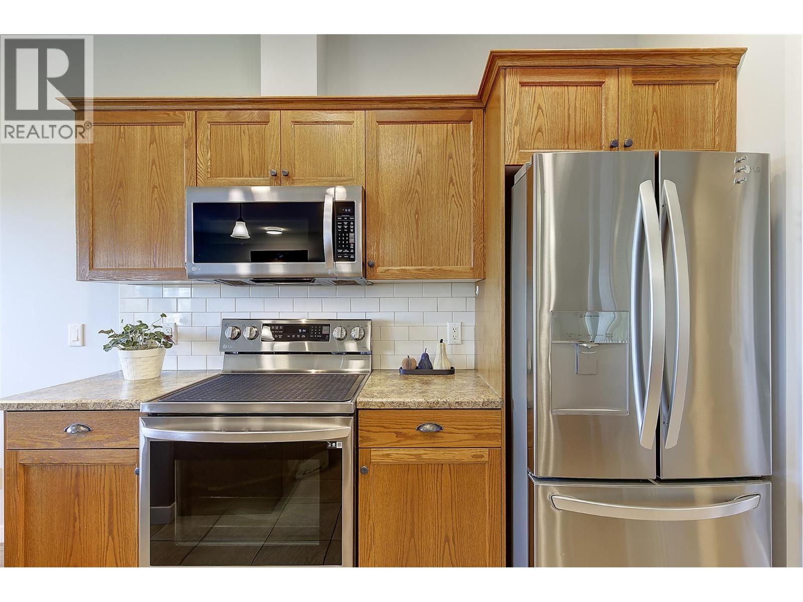 2 820 McKenzie Road, Kelowna