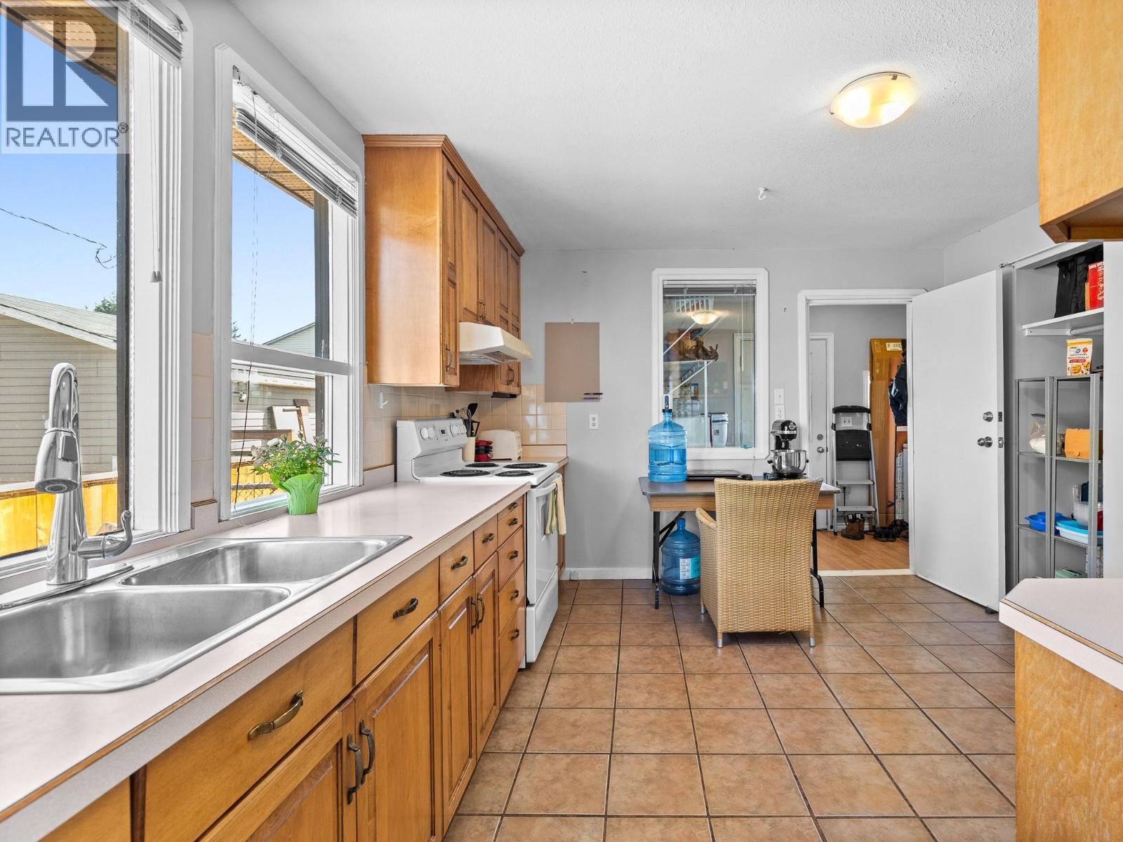 2008 45 Avenue, Vernon