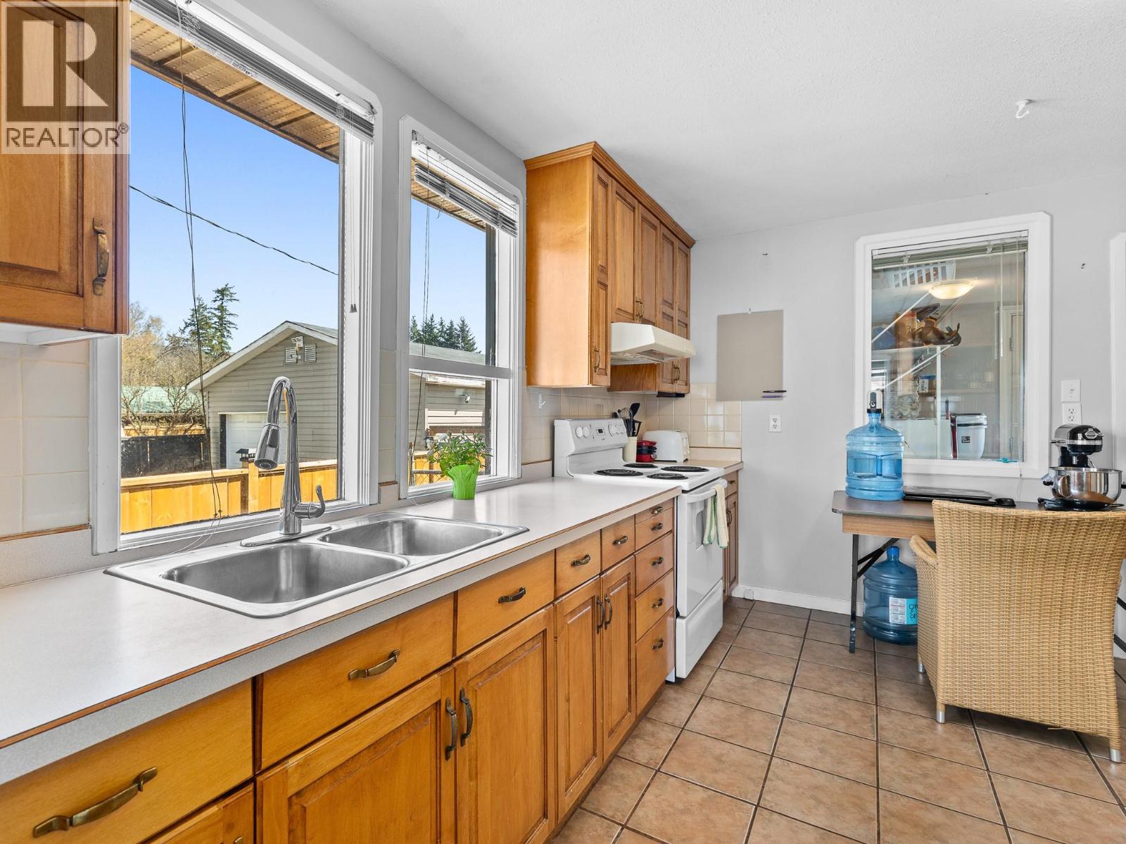 2008 45 Avenue, Vernon