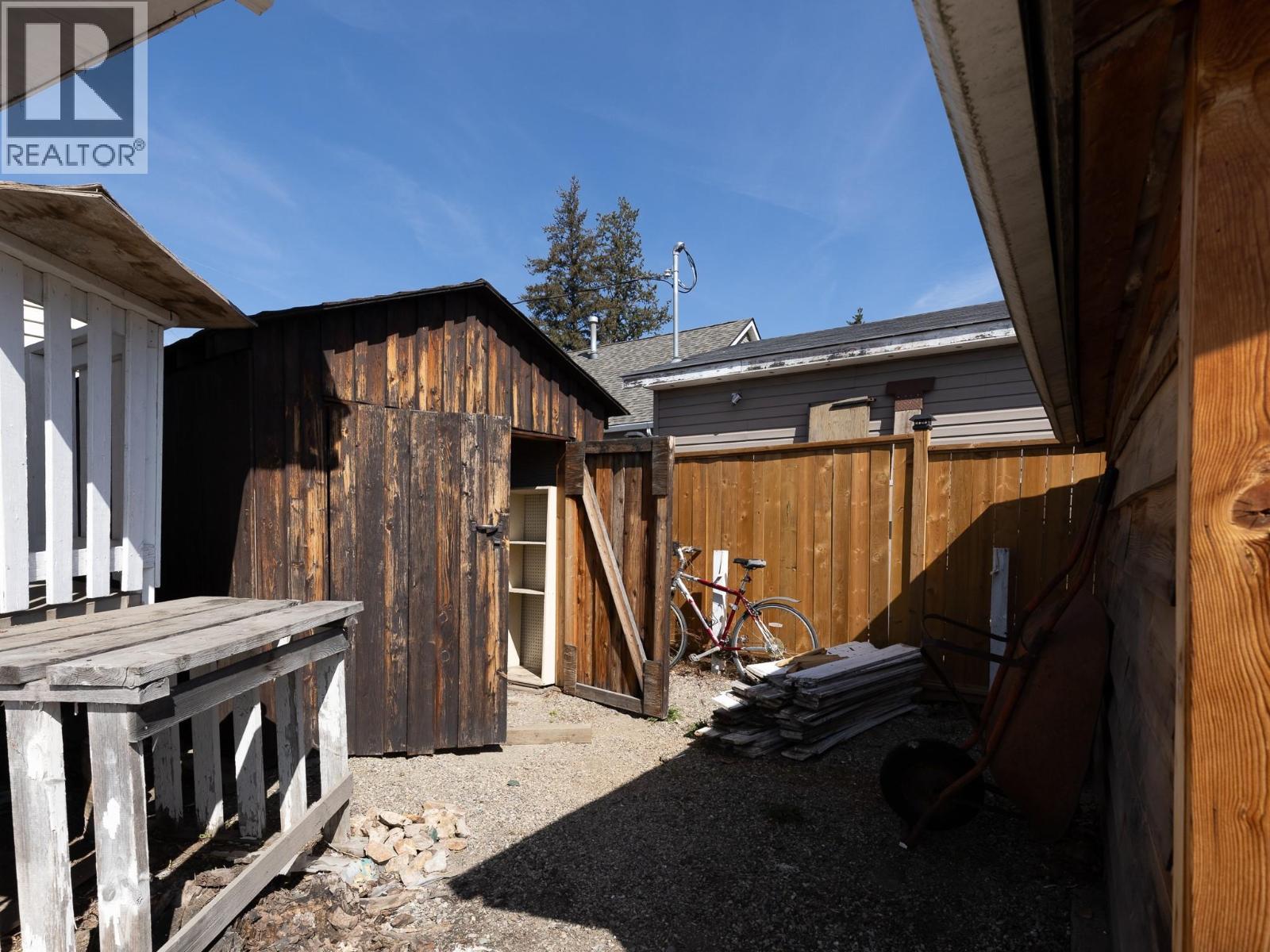 2008 45 Avenue, Vernon