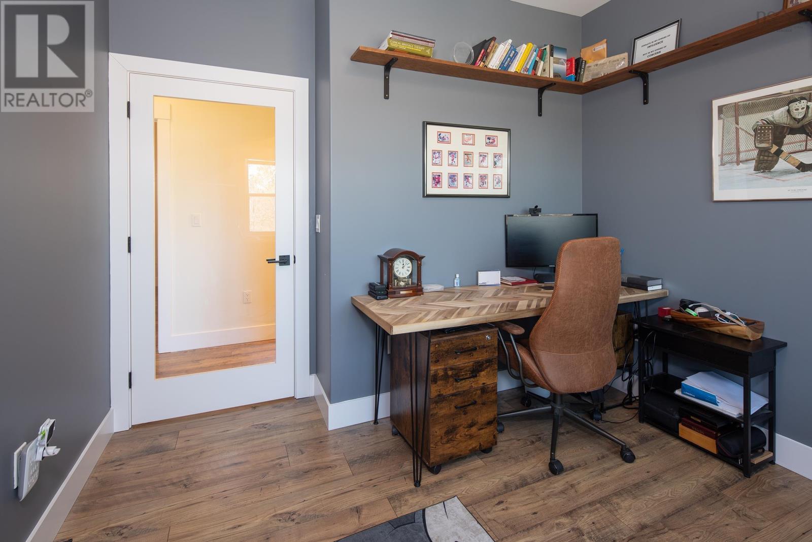 Property 20 of 41 of 86 Jorphie Drive