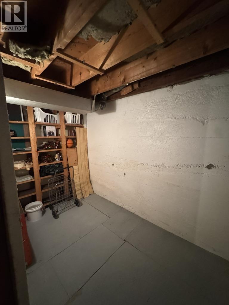 534 IRWIN STREET - 17