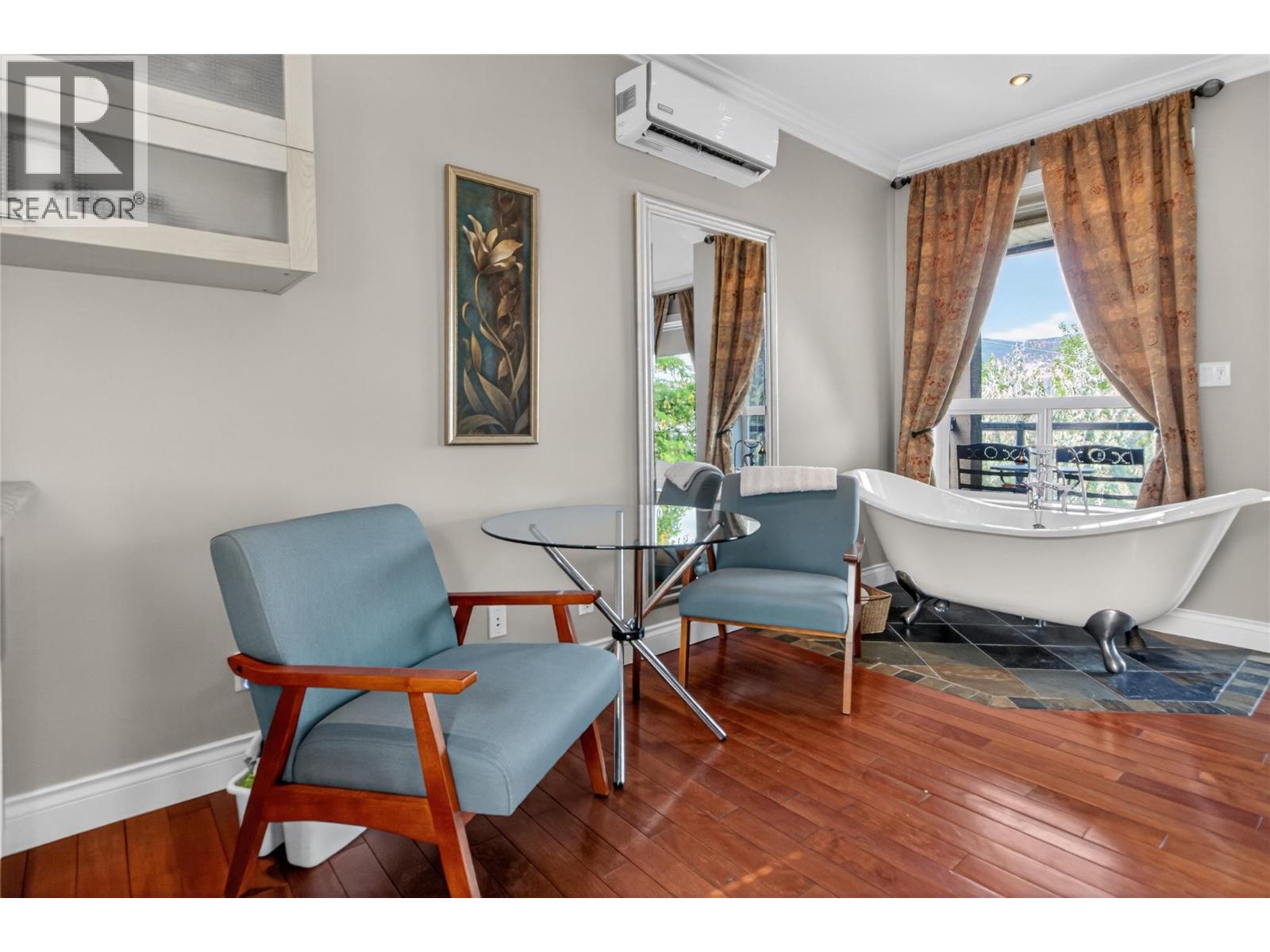 102 Spruce Place, Penticton