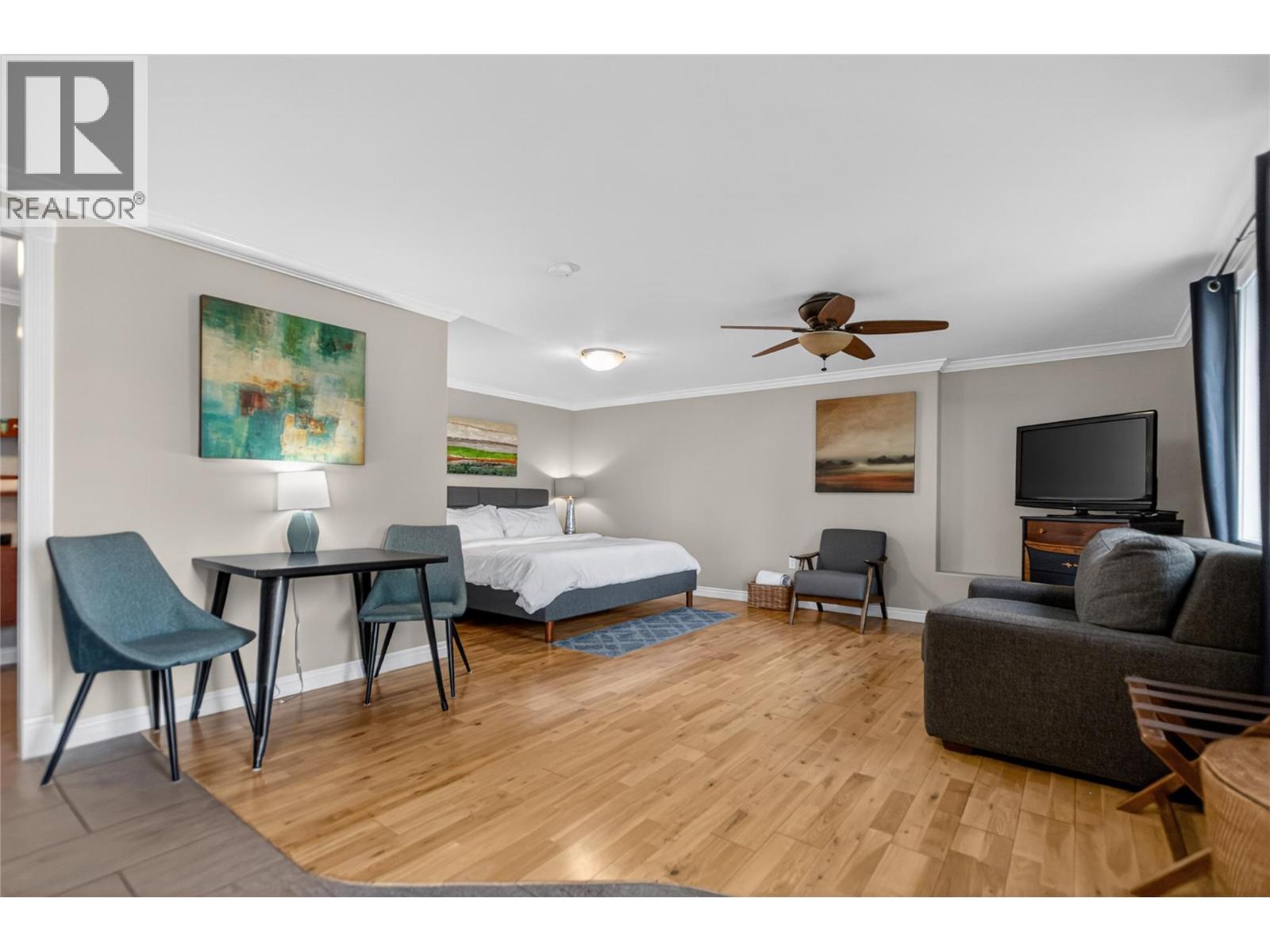 102 Spruce Place, Penticton