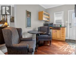 4pc Bathroom - 102 Spruce Place, Penticton, BC V2A8V9 Photo 17