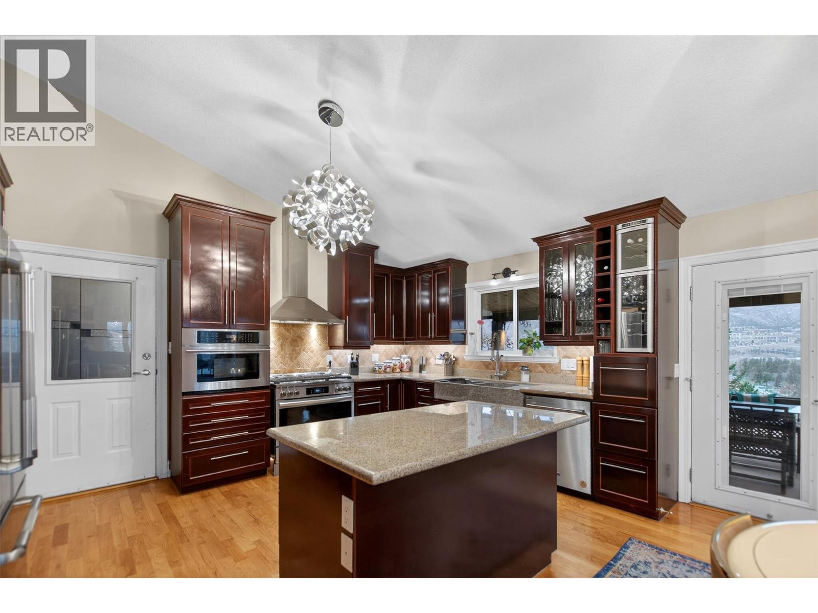 102 Spruce Place, Penticton