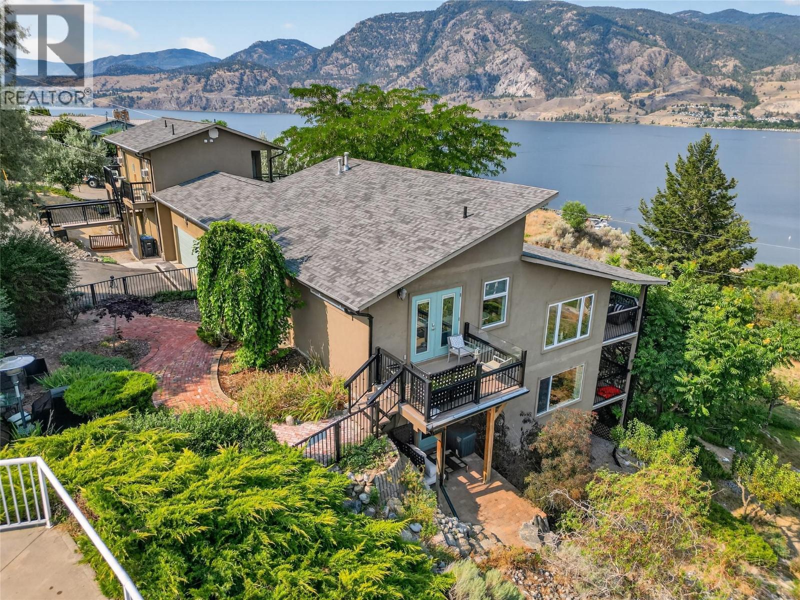 102 Spruce Place, Penticton