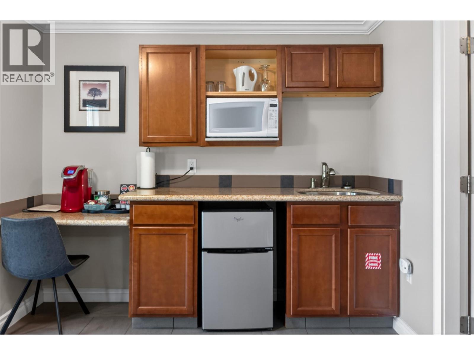 102 Spruce Place, Penticton