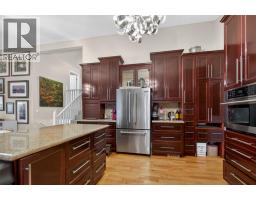 102 Spruce Place, Penticton, BC V2A8V9 Photo 40