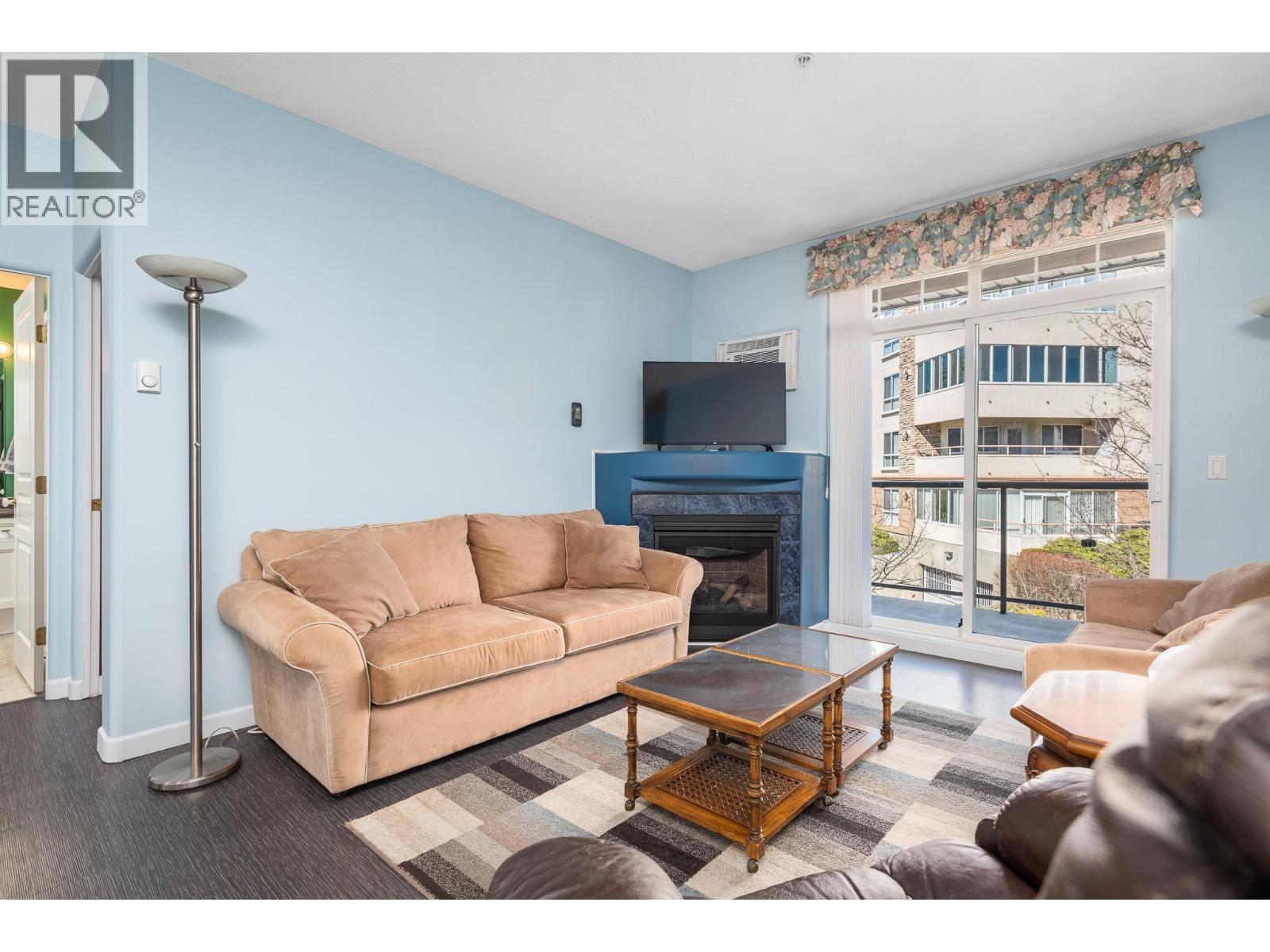#402 3221 Centennial Drive - 9