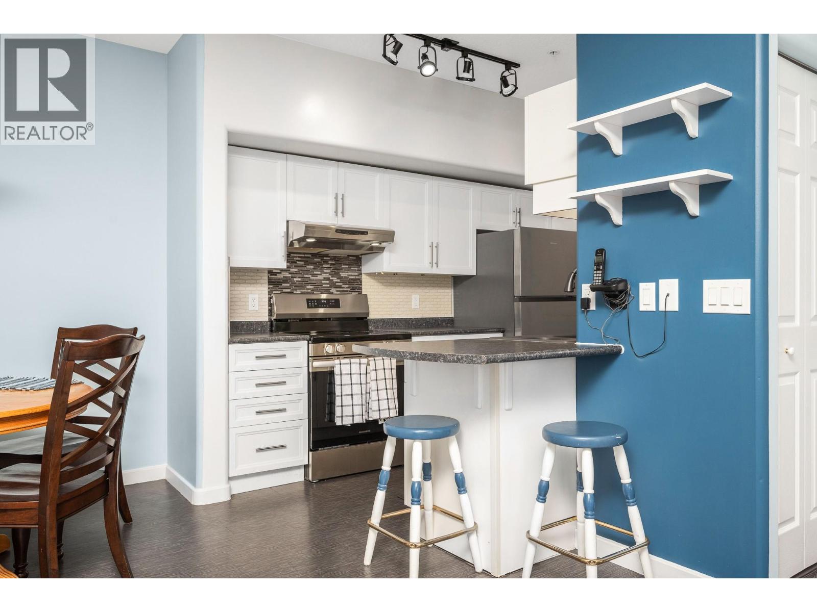 3221 Centennial Drive Unit# 402, Vernon