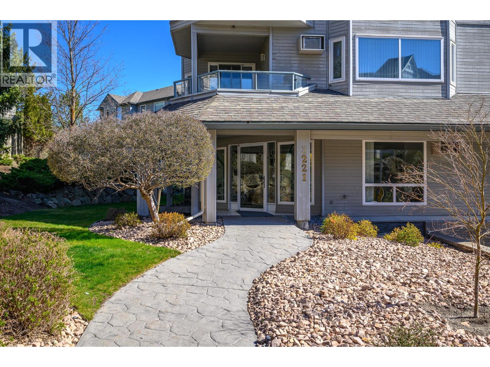 3221 Centennial Drive Unit# 402, Vernon