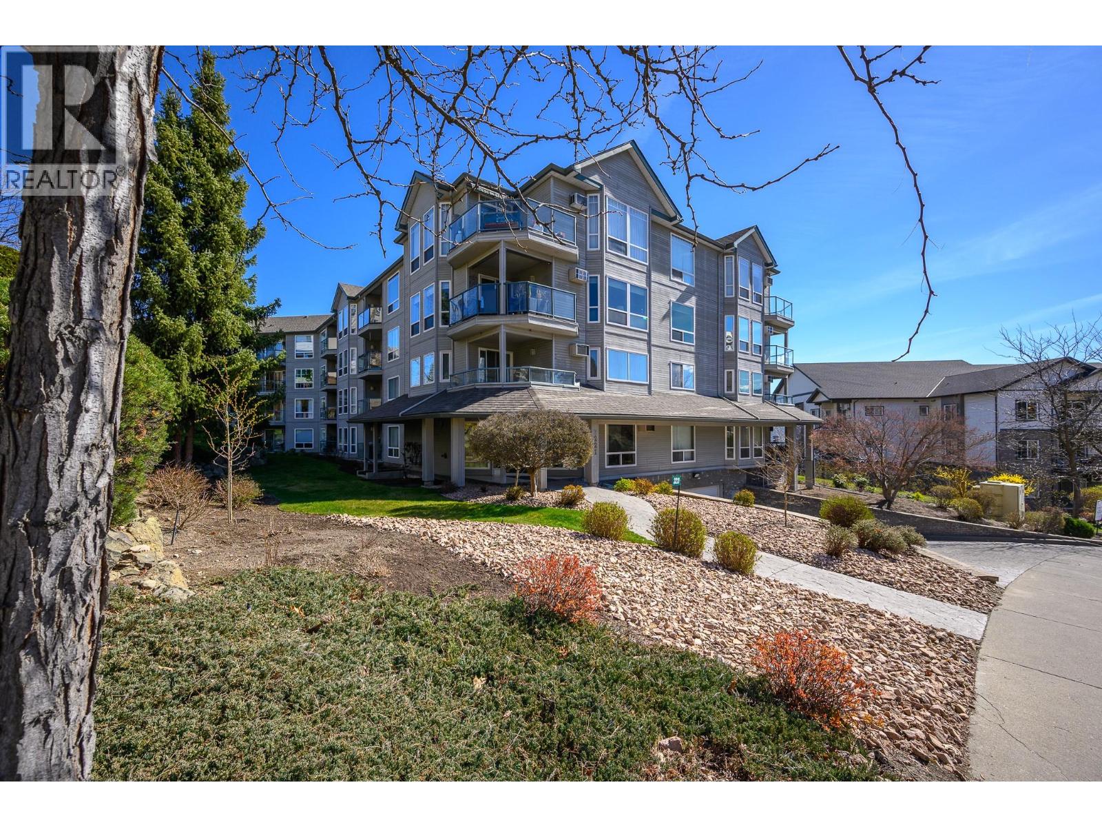3221 Centennial Drive Unit# 402, Vernon