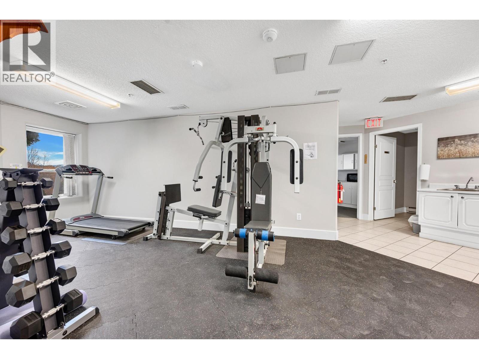 3221 Centennial Drive Unit# 402, Vernon