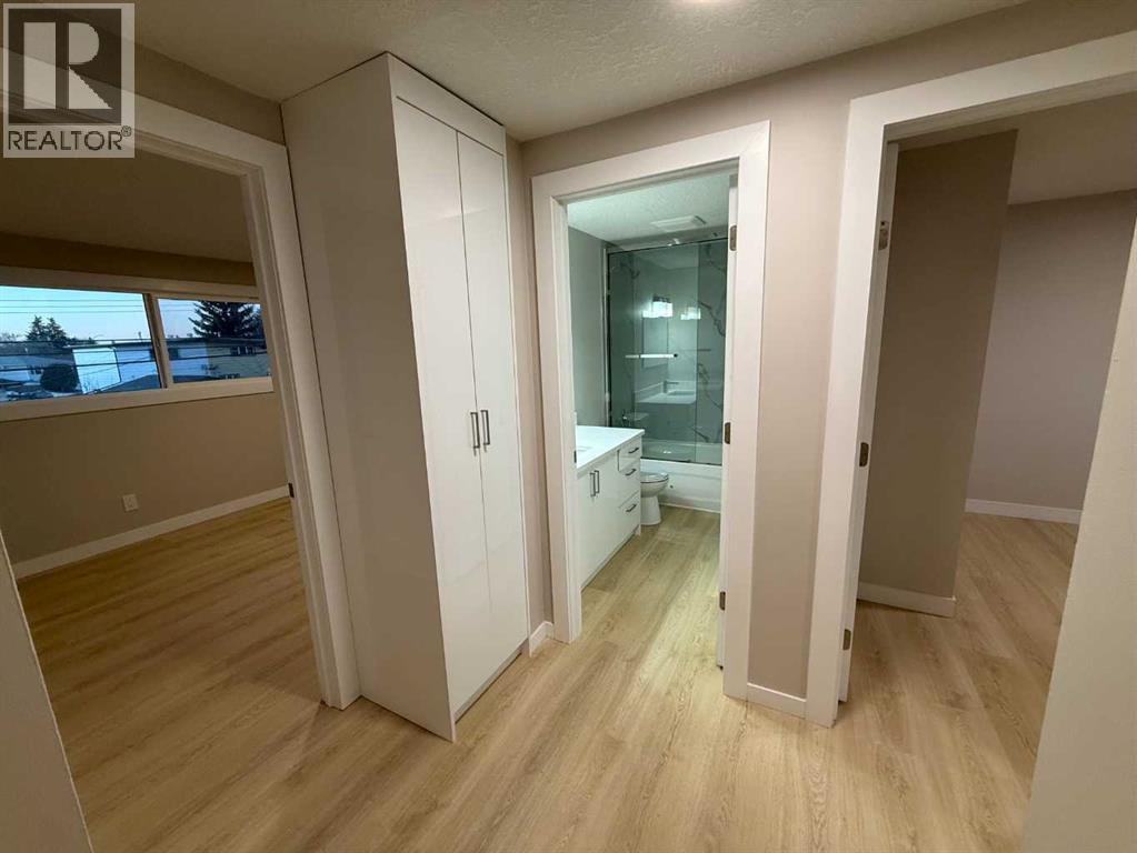 
          3215 Doverville Crescent Southeast
            <br/>
            <span>Calgary</span>
            , 
            <span>AB</span>
             <span>T2B1V1</span>
         - Photo 12