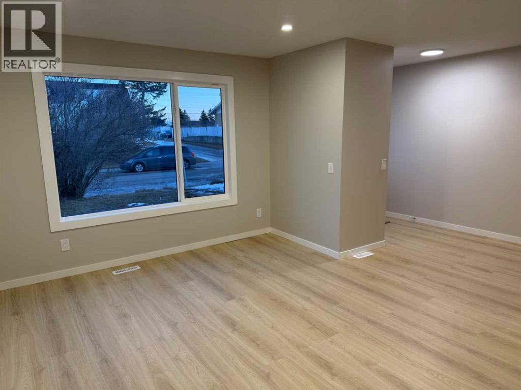 
          3215 Doverville Crescent Southeast
            <br/>
            <span>Calgary</span>
            , 
            <span>AB</span>
             <span>T2B1V1</span>
         - Photo 8