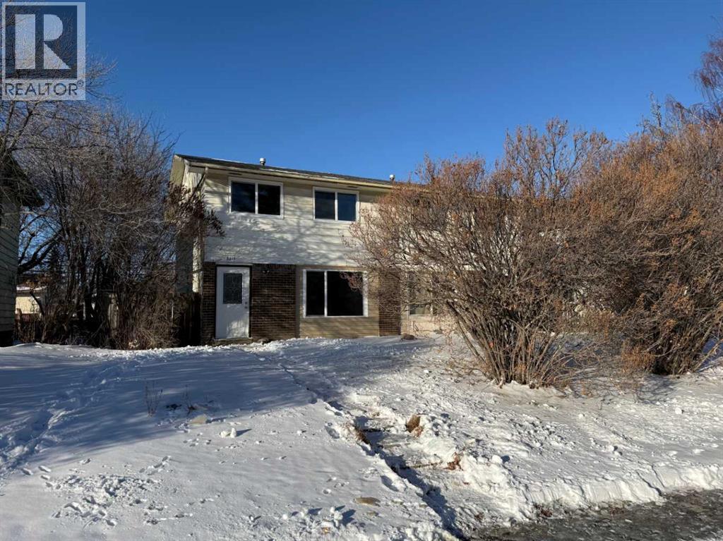 
          3215 Doverville Crescent Southeast
            <br/>
            <span>Calgary</span>
            , 
            <span>AB</span>
             <span>T2B1V1</span>
         - Photo 30