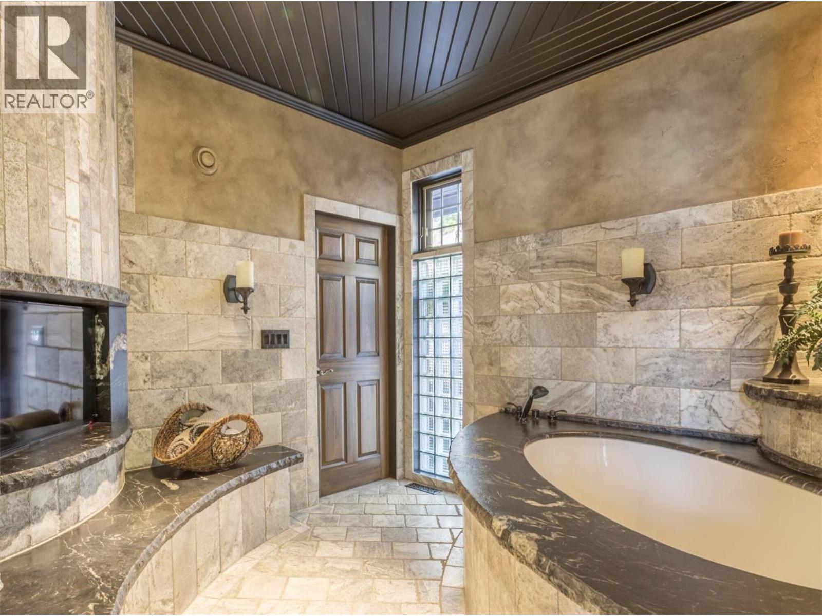 15010 & 15020 Tamarack Drive - 13