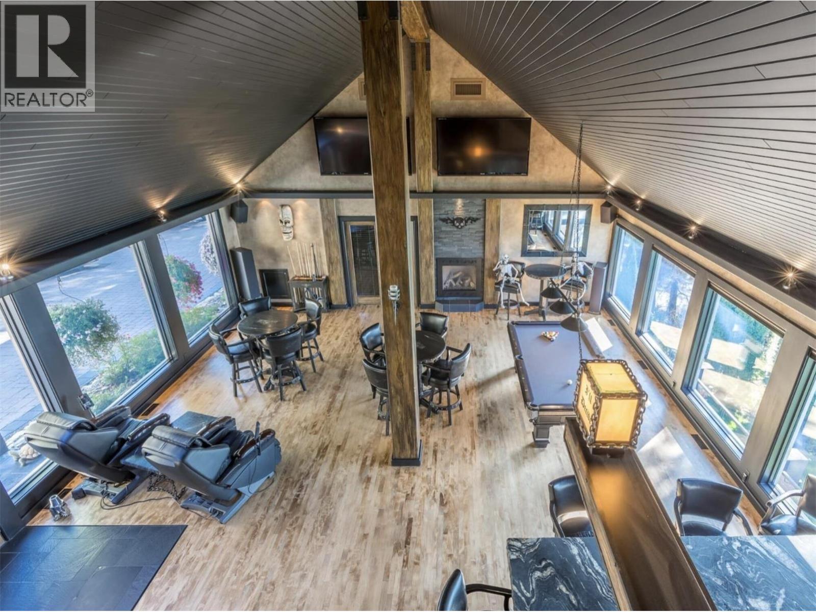 15010 & 15020 Tamarack Drive - 40