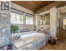Games room - 15010 & 15020 Tamarack Drive, Coldstream, BC V1B2E1 Photo 20