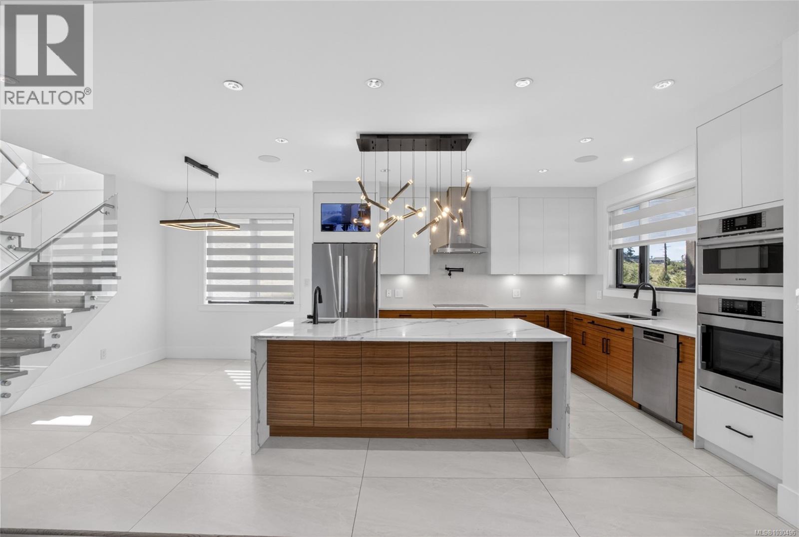 6334 Nevilane Dr - 5