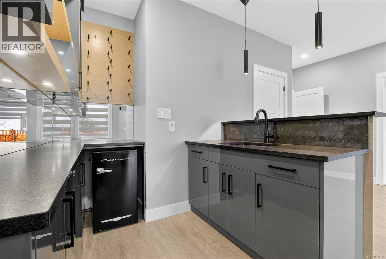 6334 NEVILANE DR - 37