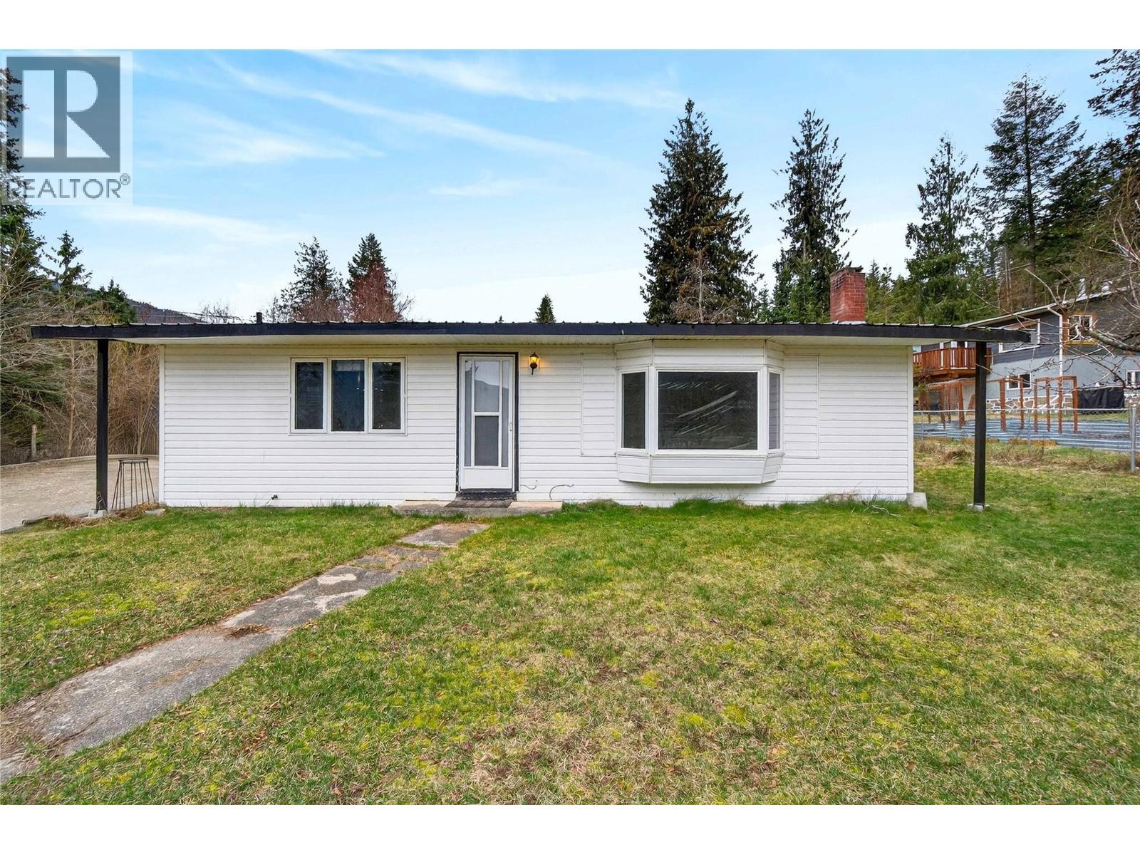 4640 70 Avenue NE - 1