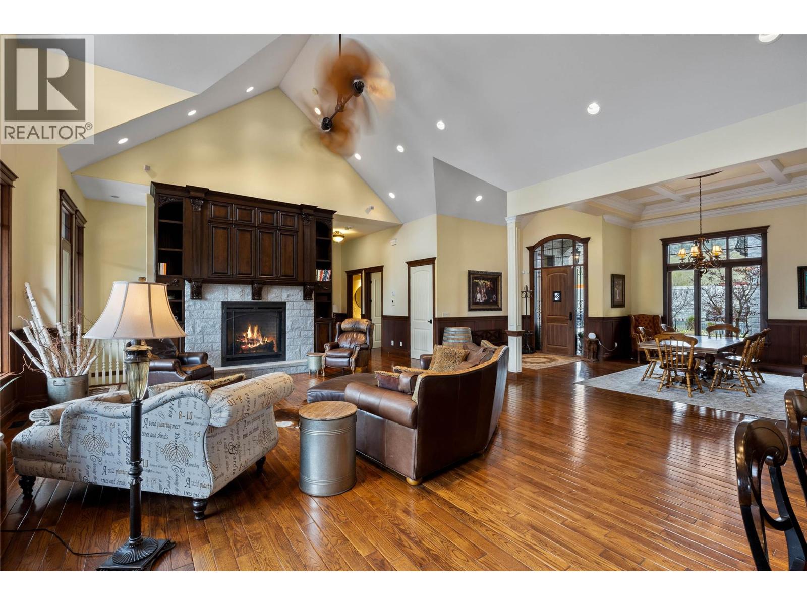 1580 LORNE STREET - 17