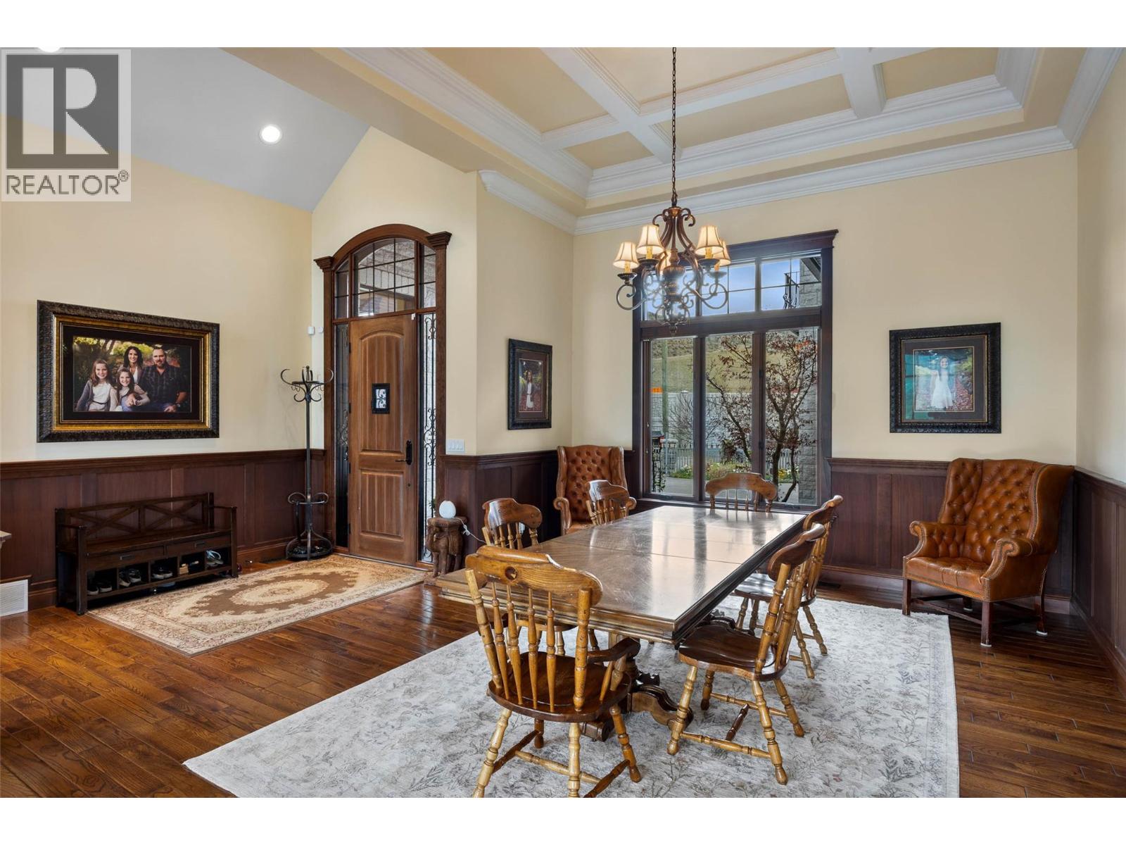 1580 LORNE STREET - 39