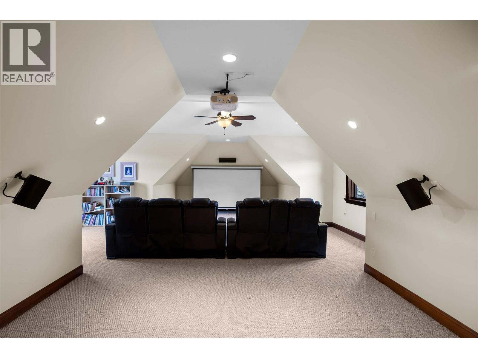 1580 LORNE STREET - 46