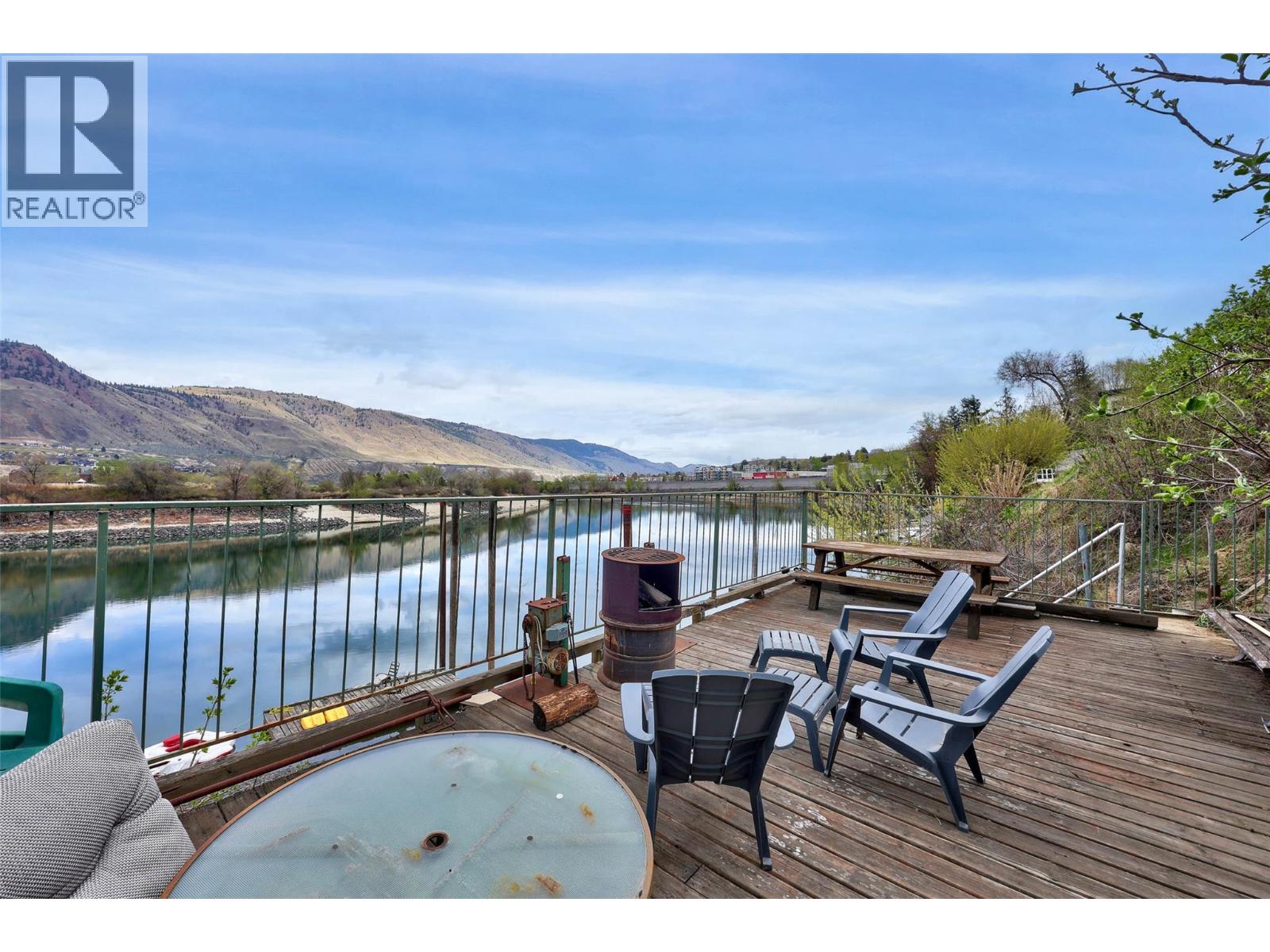 1580 LORNE STREET - 25