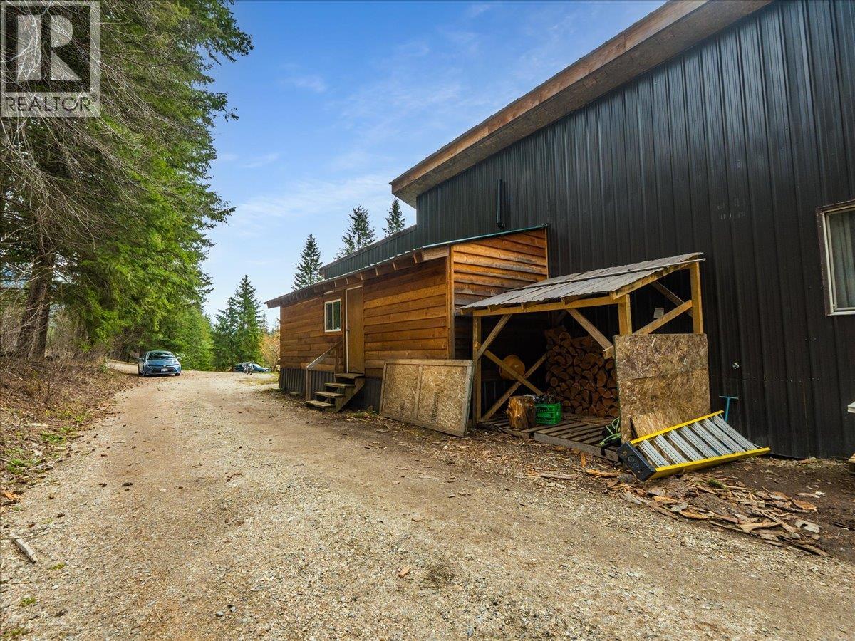 4675 6 Highway - 21