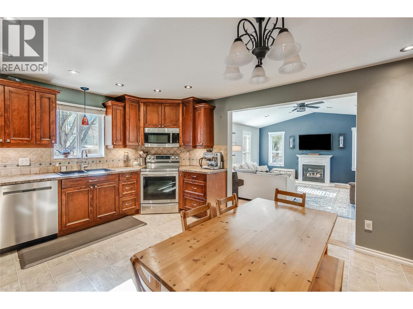 2451 CUNNINGHAM ROAD - 32