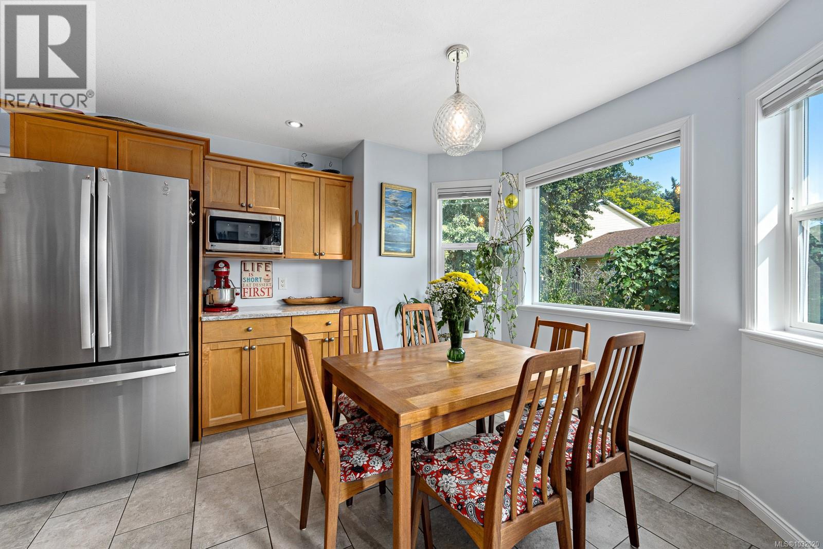 1952 MARTEN AVE - 11