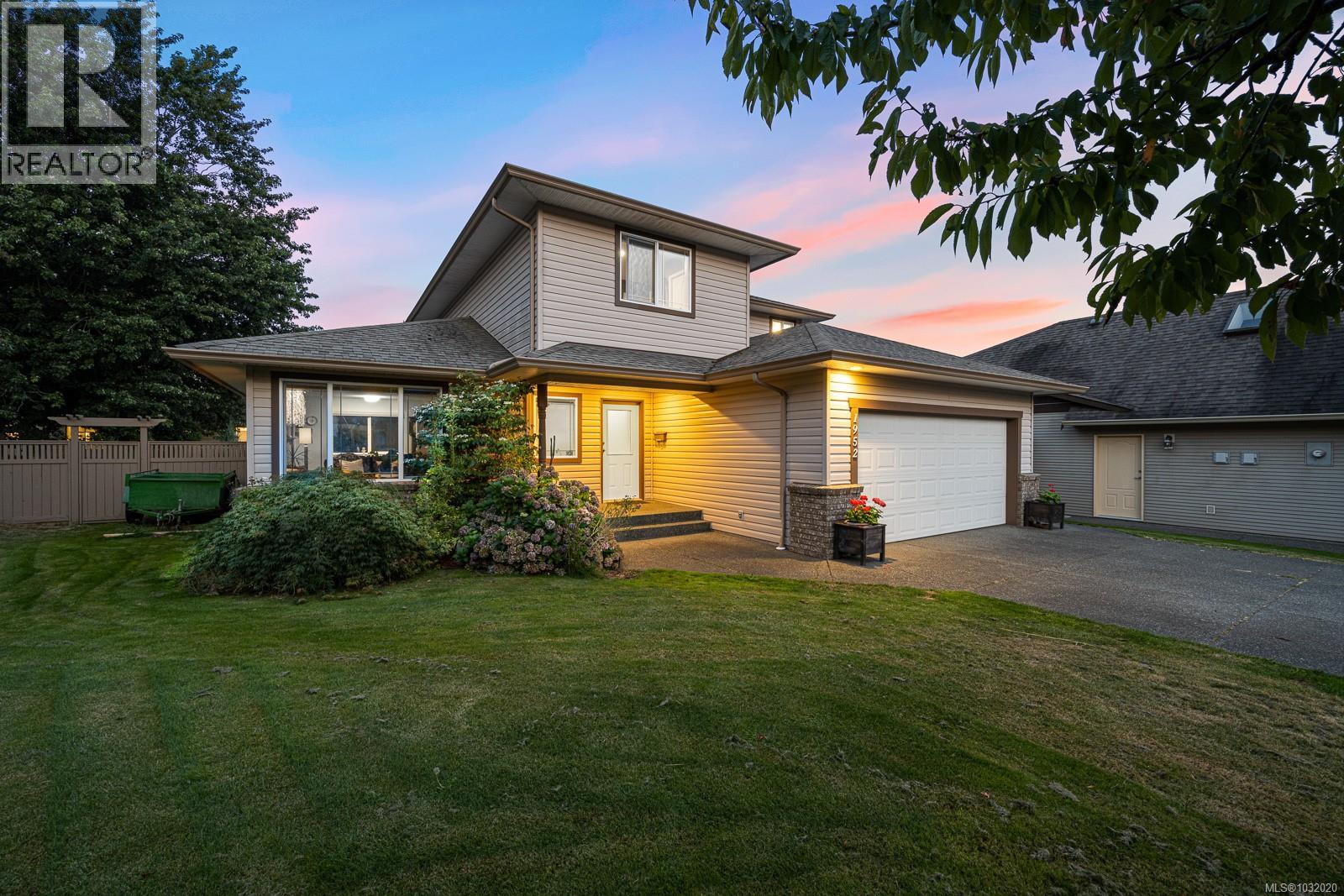 1952 MARTEN AVE - Image 2