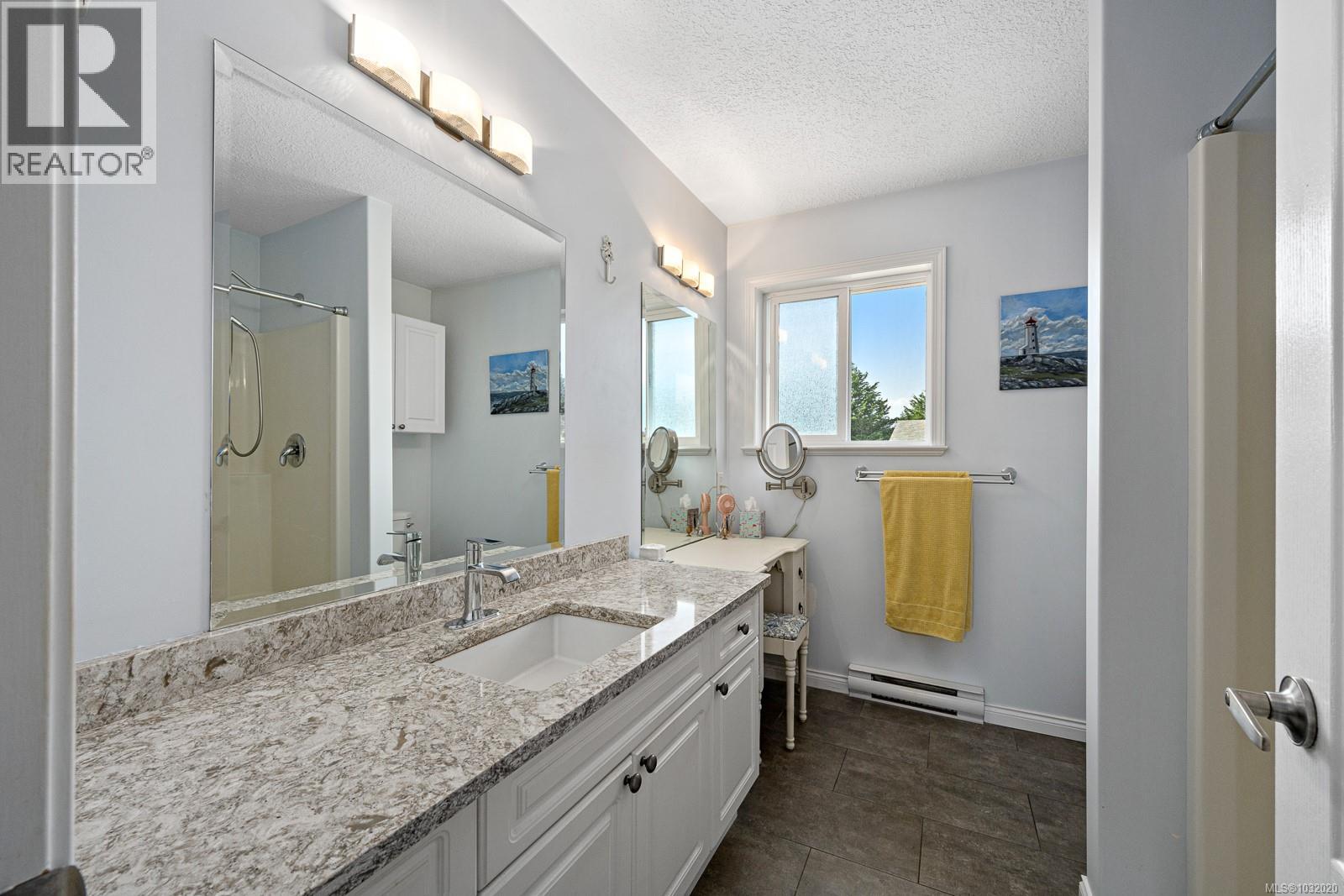 1952 MARTEN AVE - 25