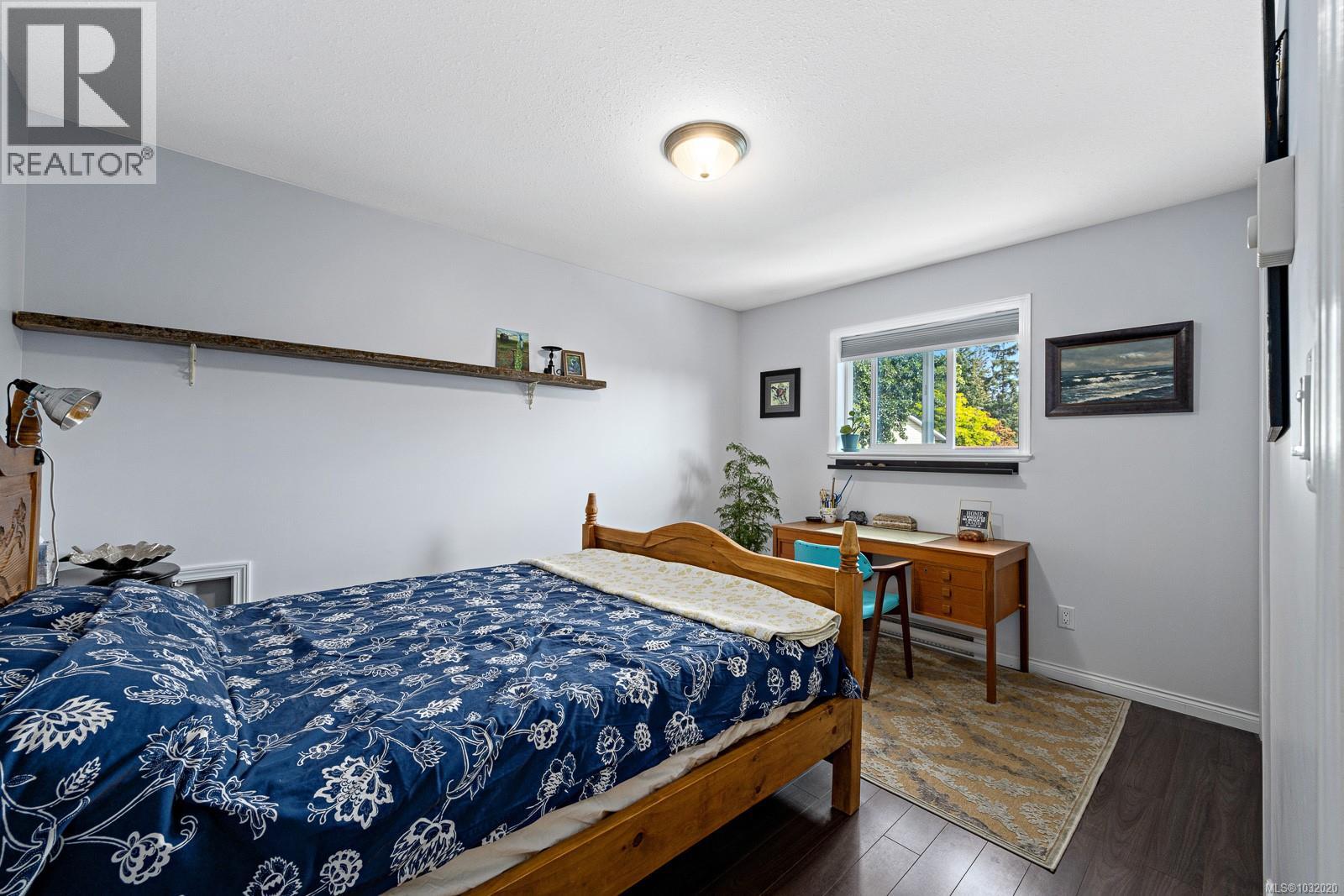 1952 MARTEN AVE - 26