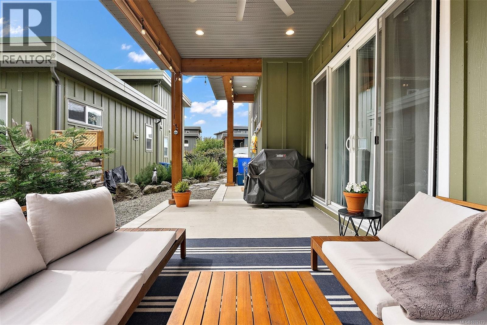  9327 Lake Trail Place, Lake Cowichan